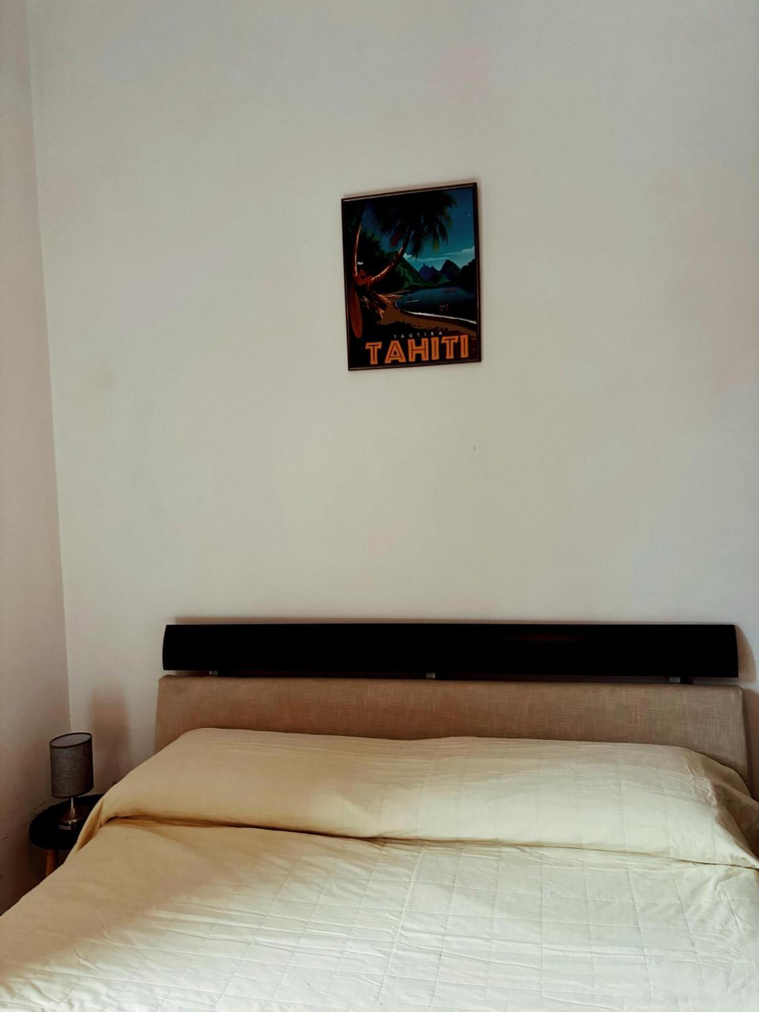 Station Comfort House Pagani Esterno foto